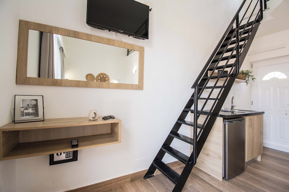

Roma - Gournes - Michalianna Suites "by Checkin