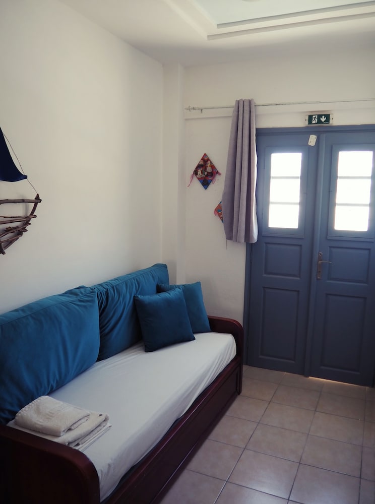 

Bologna - Santorini-Akrotiri - Leon Lux Apartments