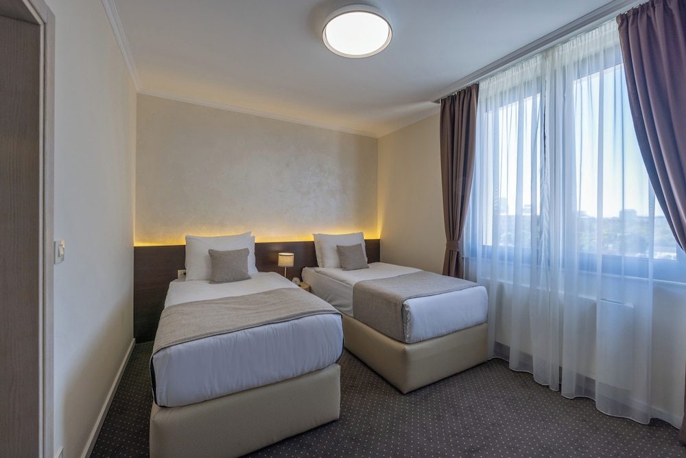 

Roma - Ledine - Nobel West Hotel
