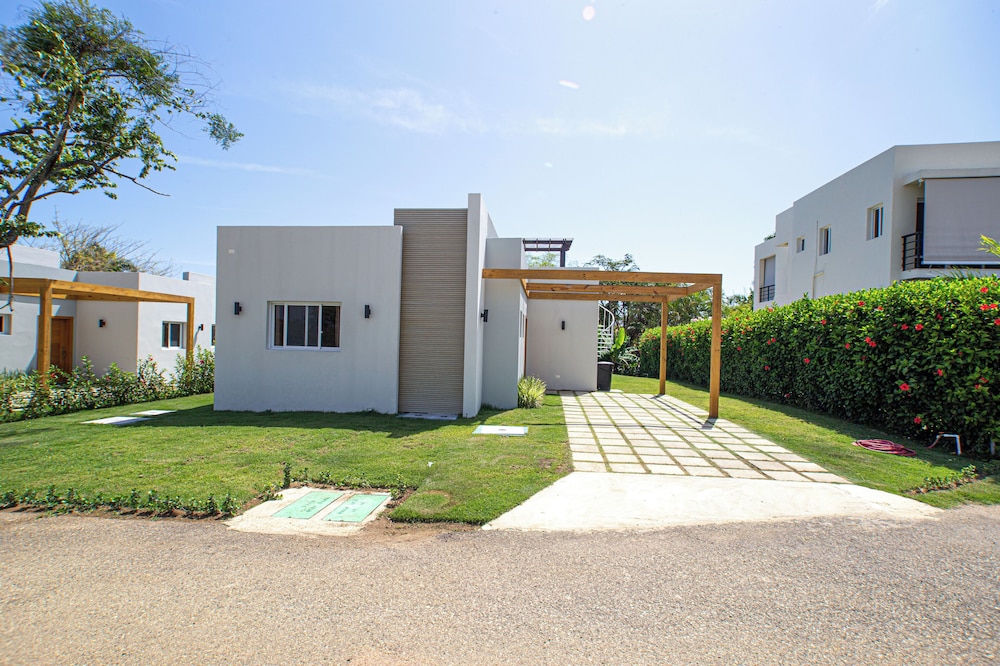 

Roma - Cabarete - MODERN 2 BEDROOM VILLA IN SOSUA