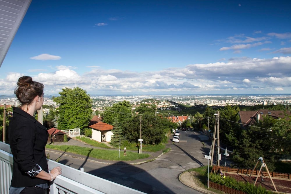 

Brindisi - Budapest - Hotel Molnár