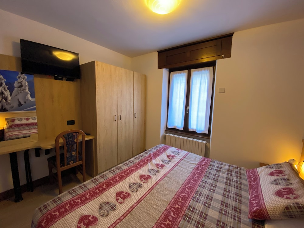 

Torino - Valtellina, Montagna Italia - Hotel Sciatori 3 Stelle Superior
