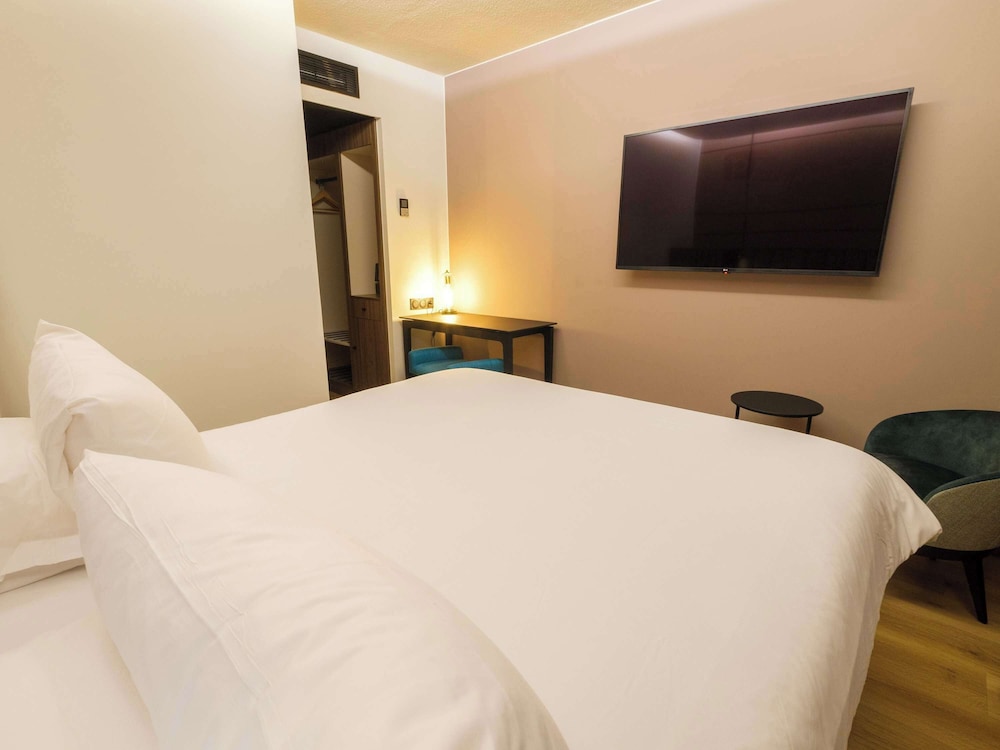 

Milano - Nanterre - Mercure Paris Nanterre