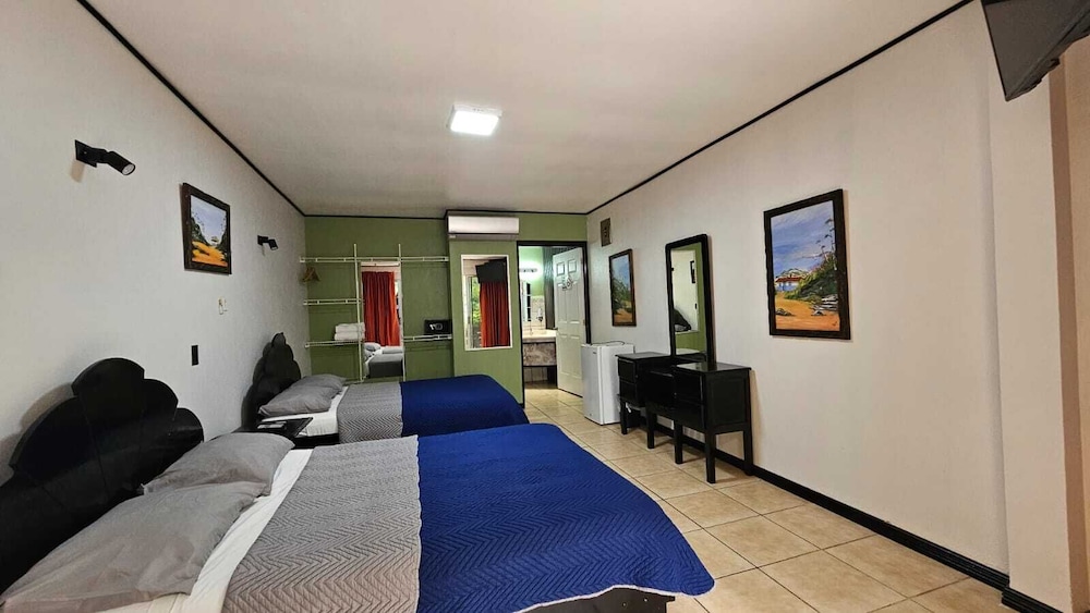 

Bologna - Playa Hermosa - Hotel Mangaby