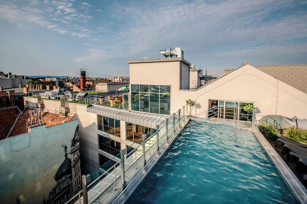 

Trieste - Budapest - Continental Hotel Budapest