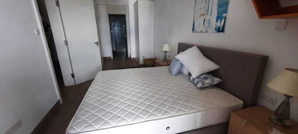 

Roma - Nairobi - Smarts furnished apartments