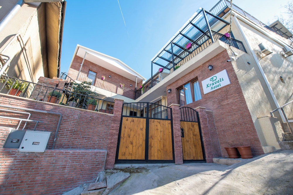 

Bologna - Tbilisi - Kraveli Hotel