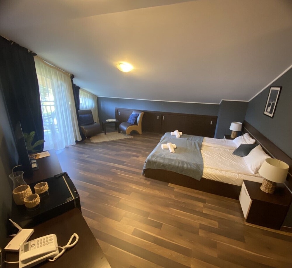 

Bari - Borovets - Hotel Iceberg