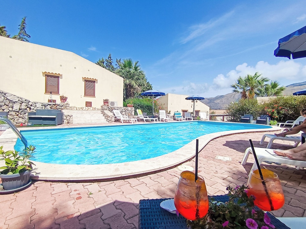 

Verona - Scopello, Trapani - Hotel Grotticelli