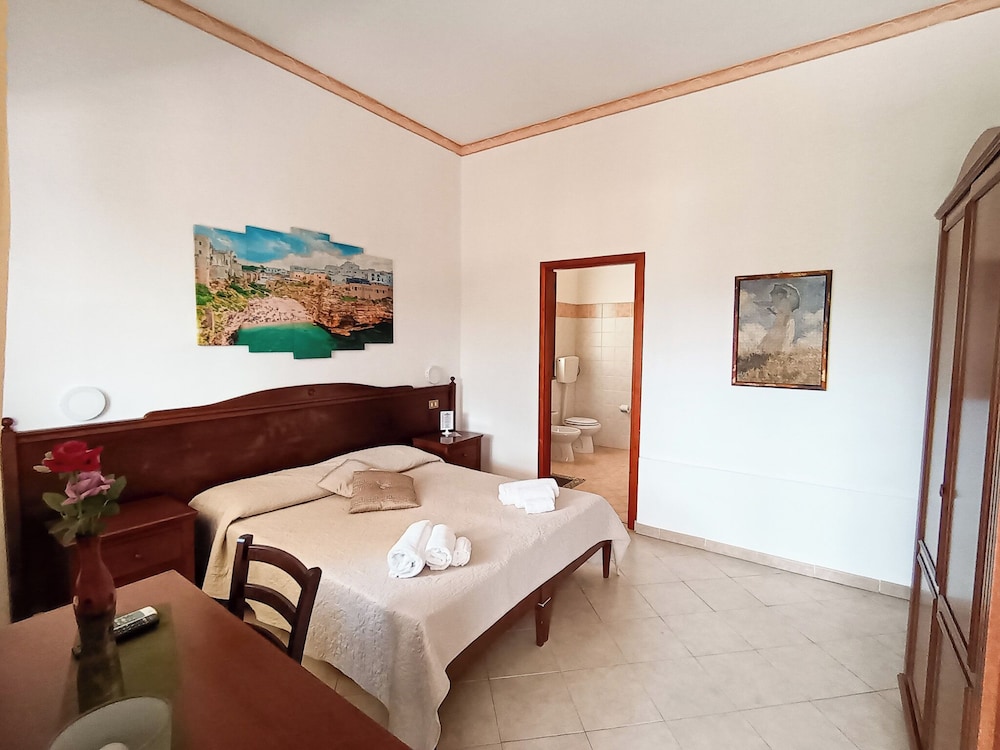 

Roma - Scopello, Trapani - Hotel Grotticelli