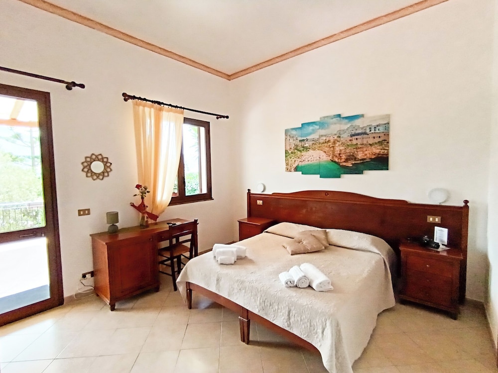 

Verona - Scopello, Trapani - Hotel Grotticelli