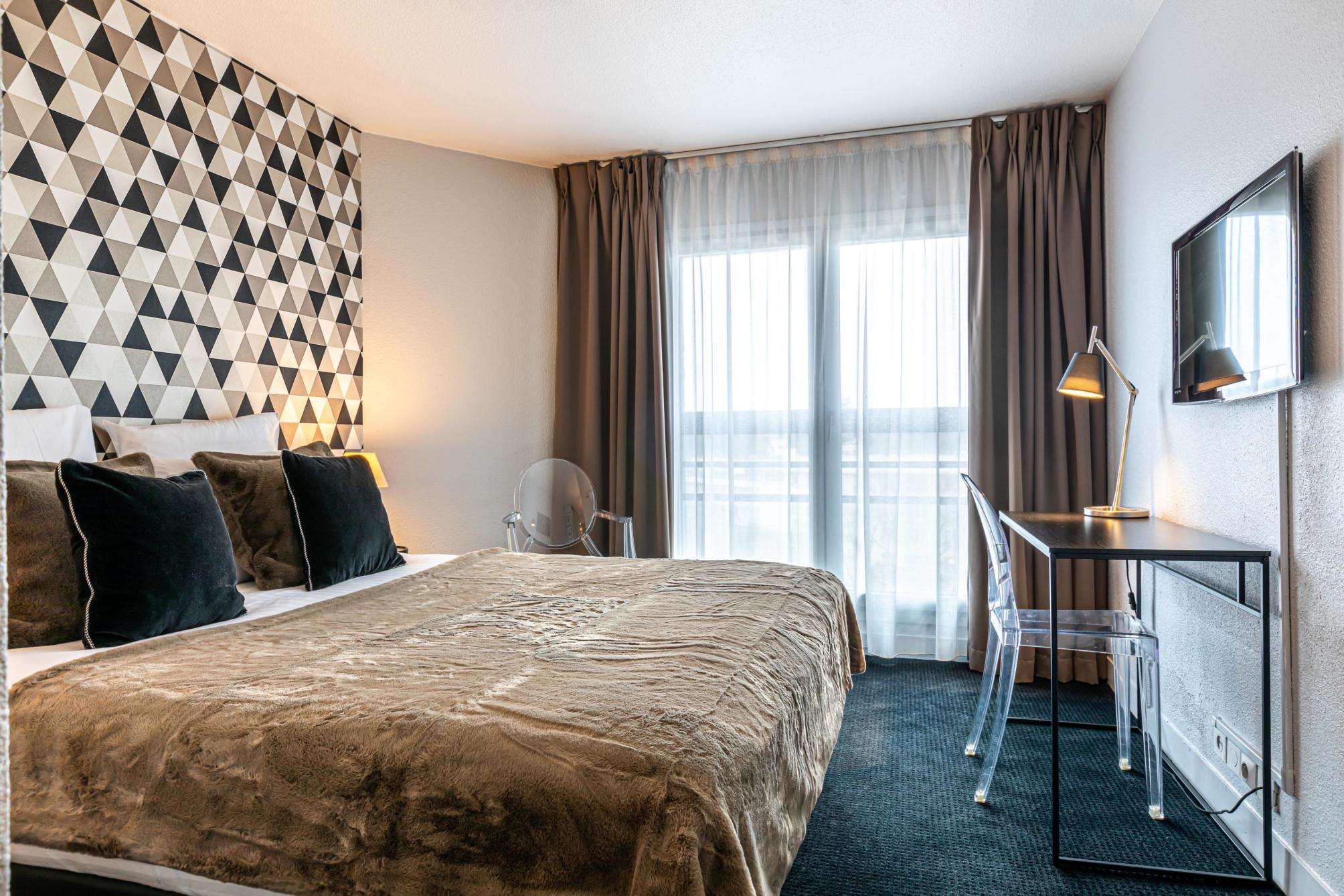 

Napoli - Versailles - Hotel Le Quorum - Saint Cloud