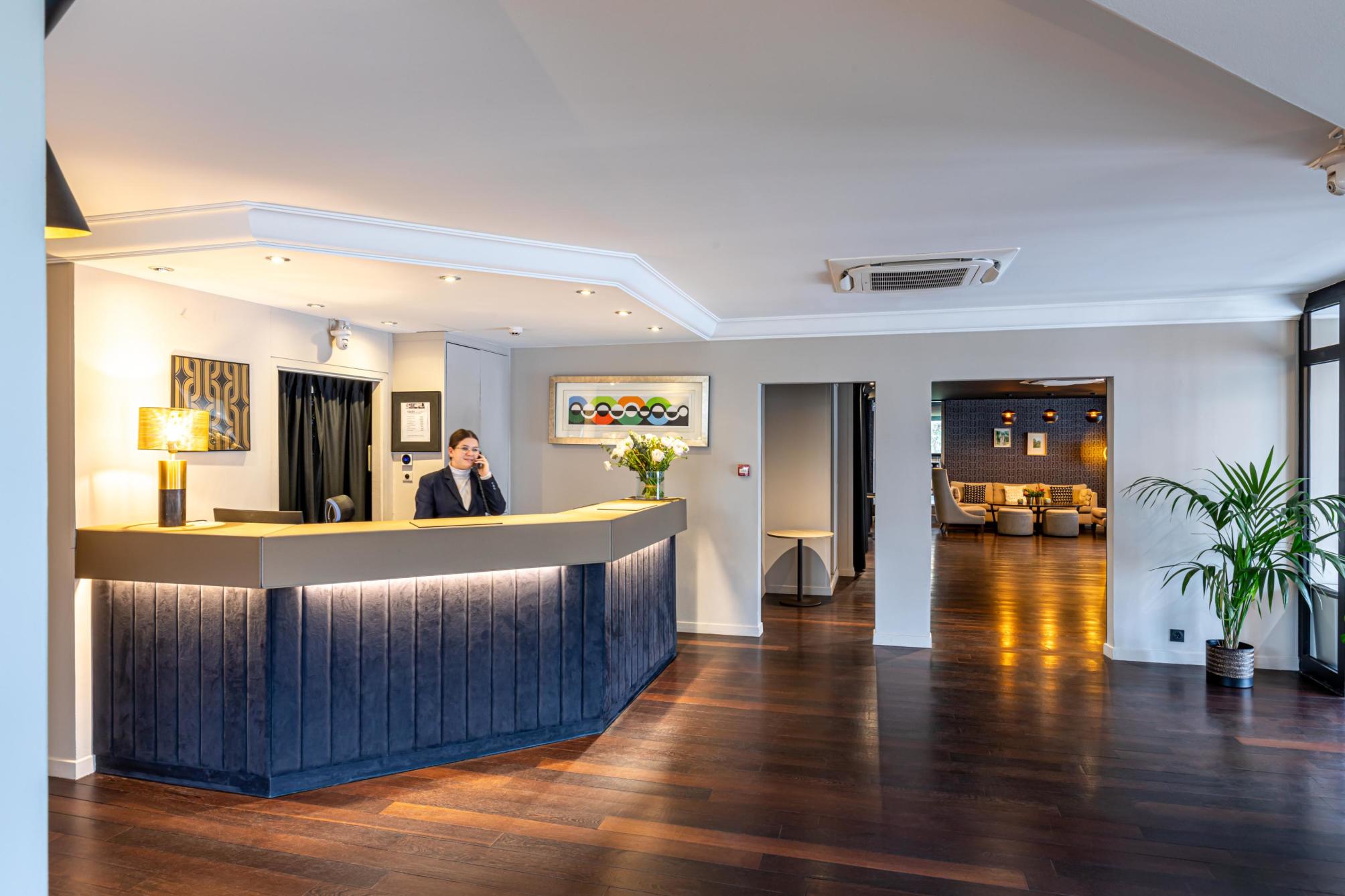 

Bari - Versailles - Hotel Le Quorum - Saint Cloud