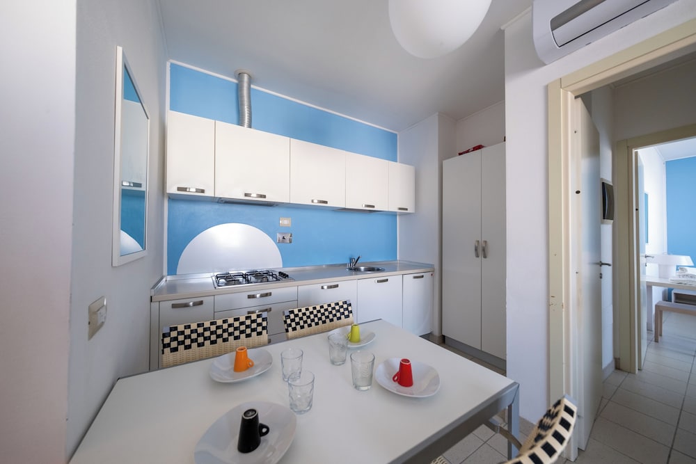 

Lamezia Terme - Tirrenia - Solidago Residence