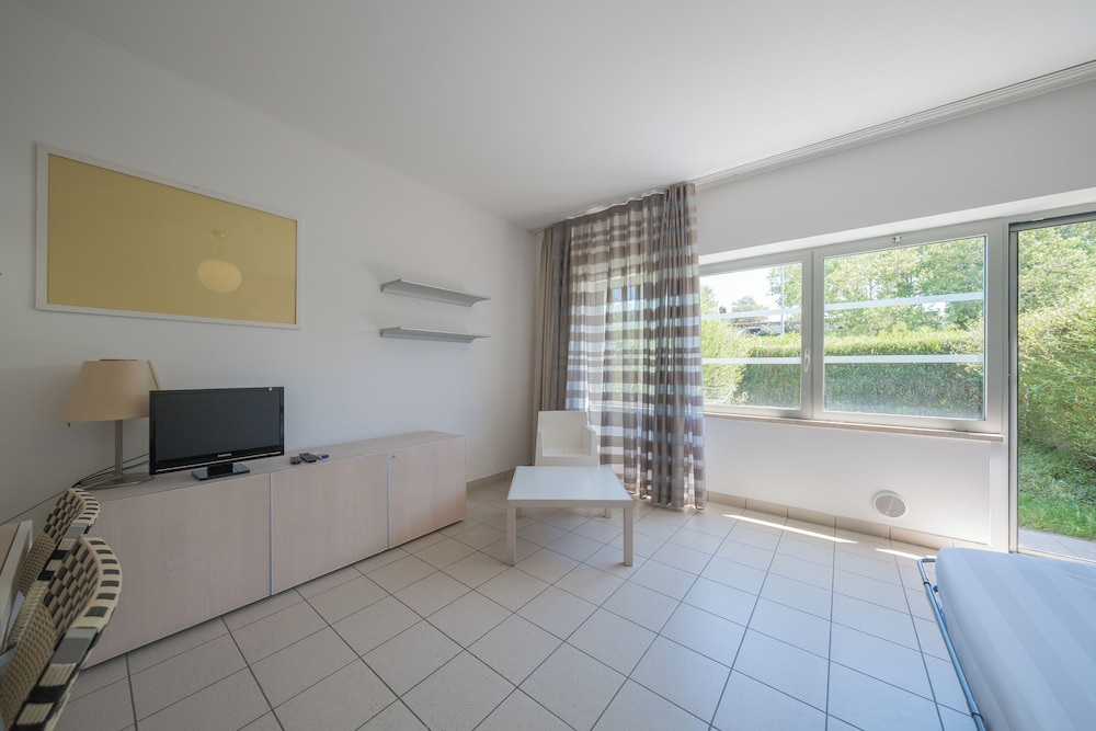 

Bari - Tirrenia - Solidago Residence