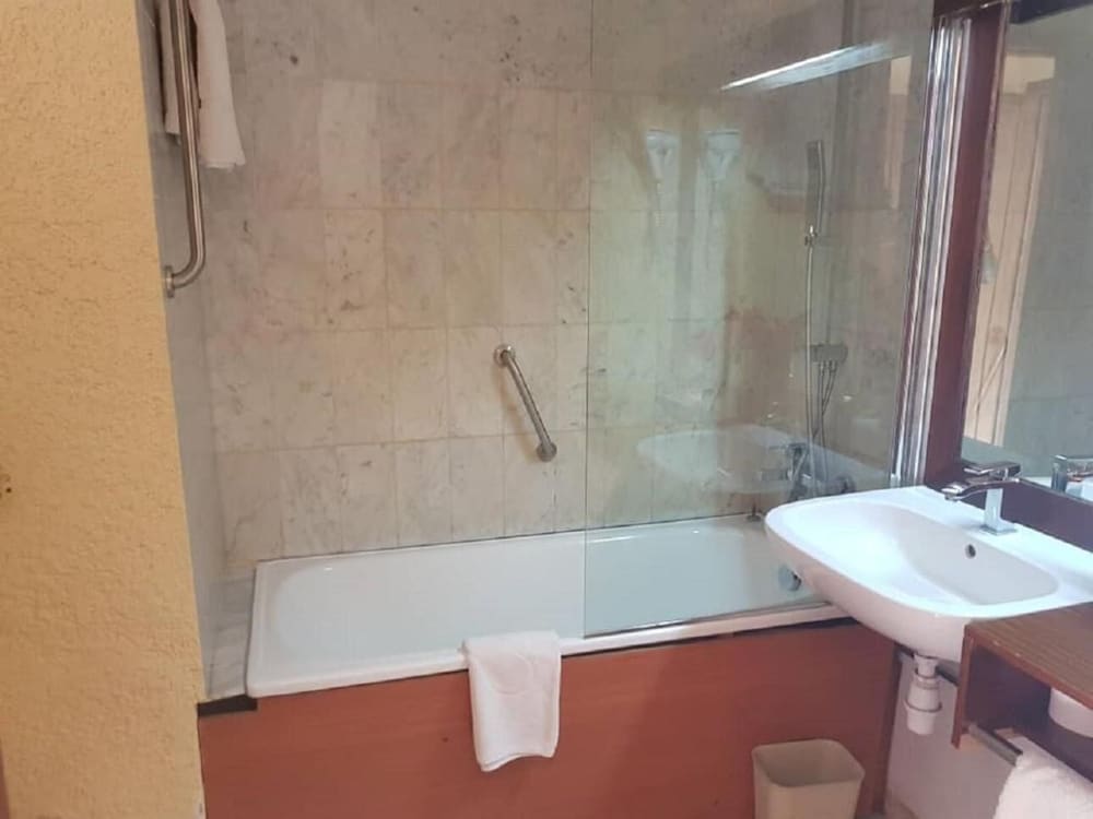 

Venezia - Gorée - Hotel Jardin Savana Dakar