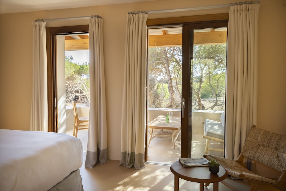 

Pisa - Pilar de la Mola - Dunas de Formentera Hotel