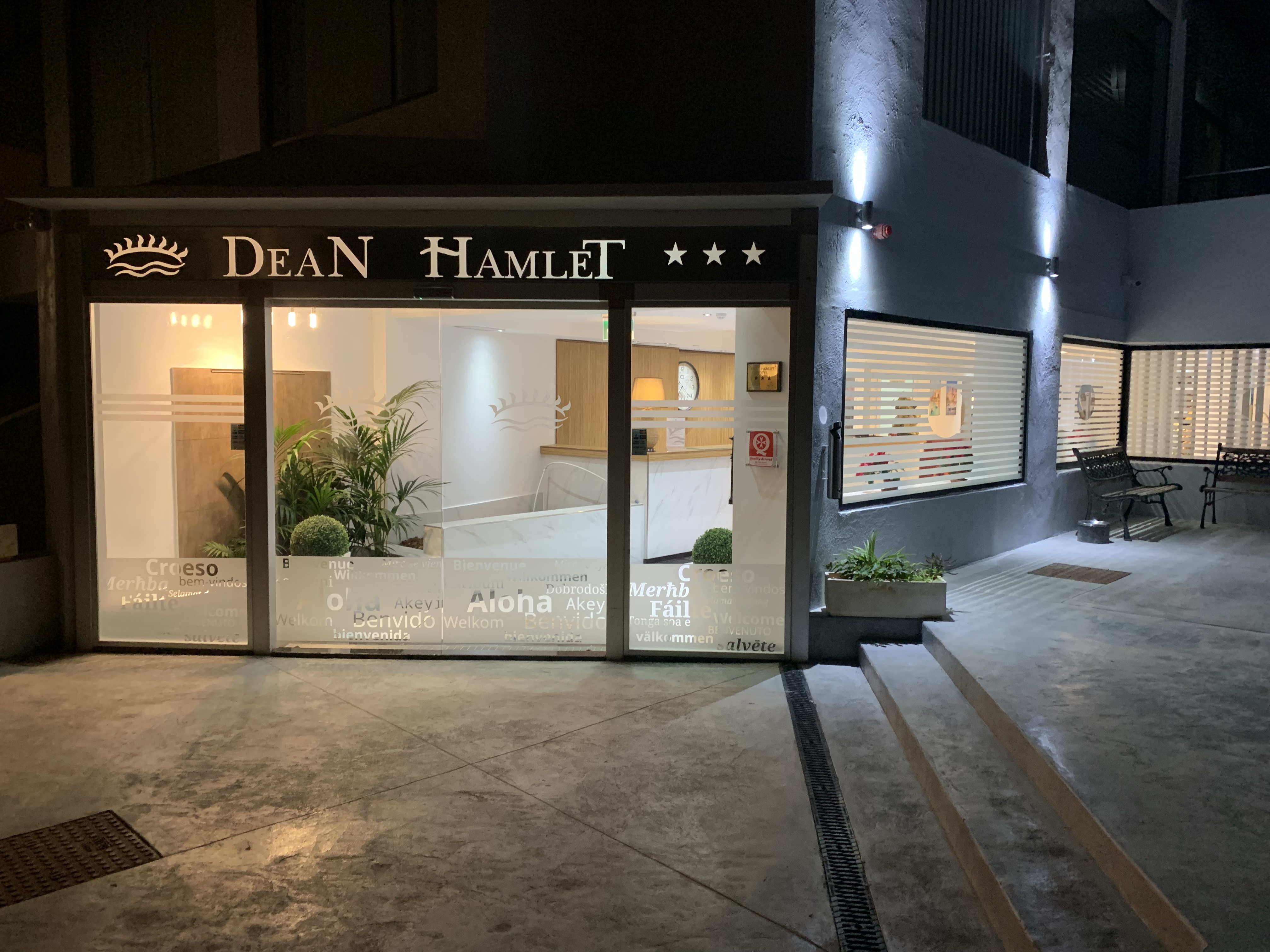 

Bologna - Birgu - Dean Hamlet Hotel