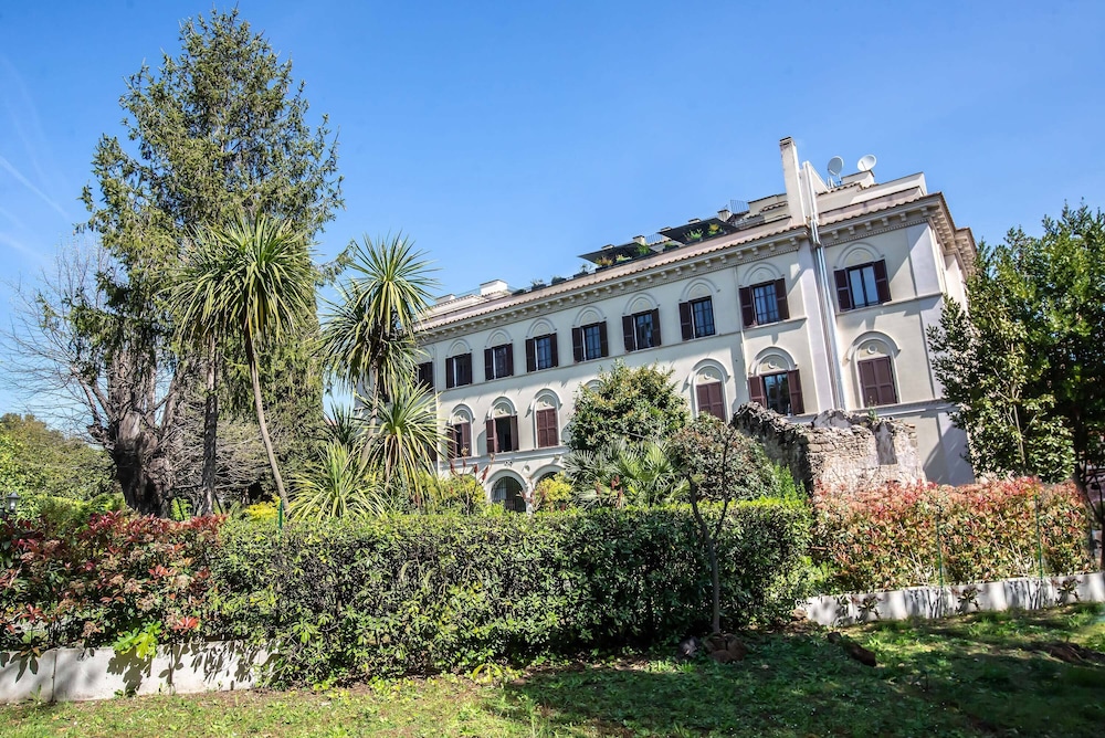 

Cagliari - Roma - HOTEL DELLE CIVETTE
