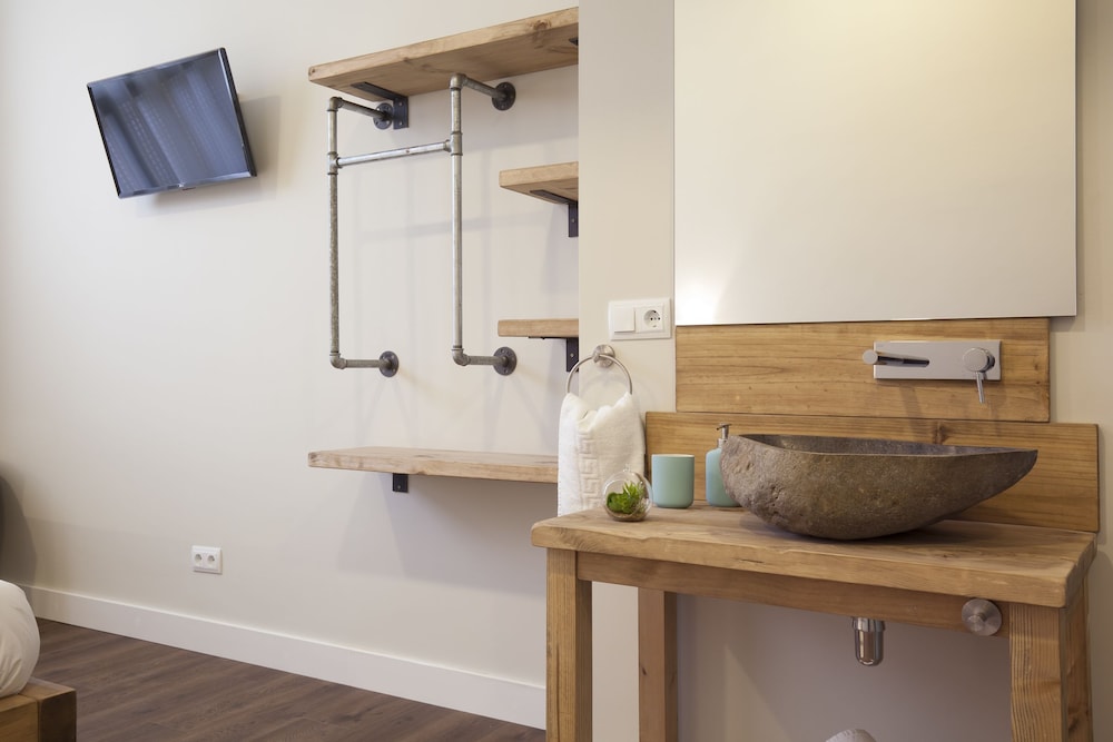 

Milano - Hospitalet de Llobregat - Hotel Radha