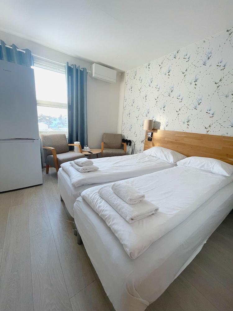 

Roma - Svolvær - Marina Hotel Lofoten