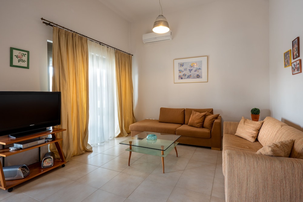 

Napoli - Lakhania - Blue Wave Villa