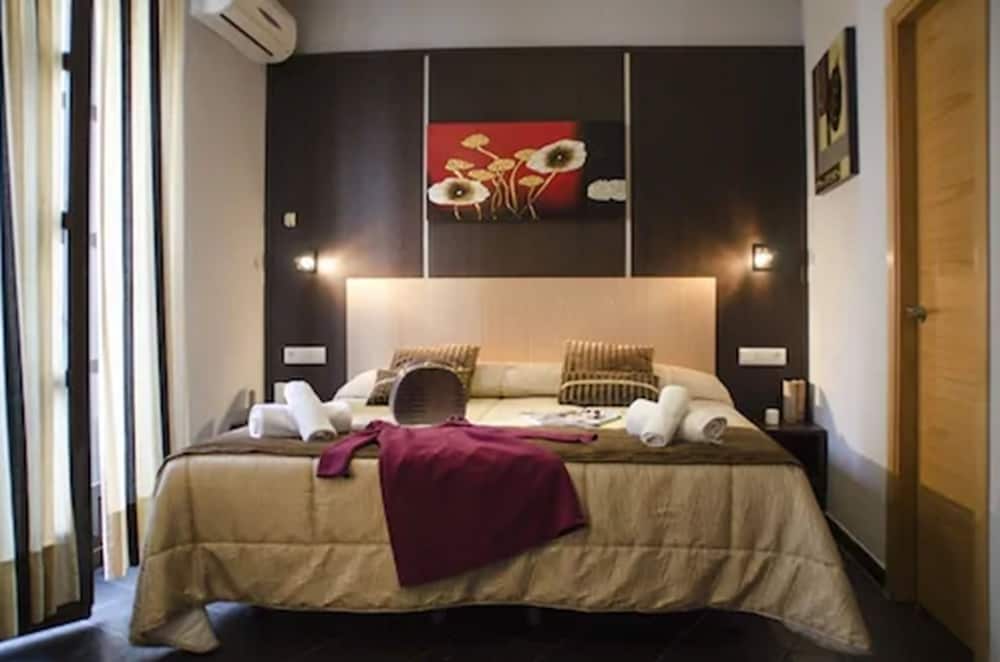 

Roma - San Juan de Aznalfarache - Hotel Plaza
