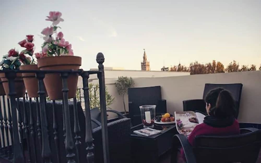 

Roma - San Juan de Aznalfarache - Hotel Plaza
