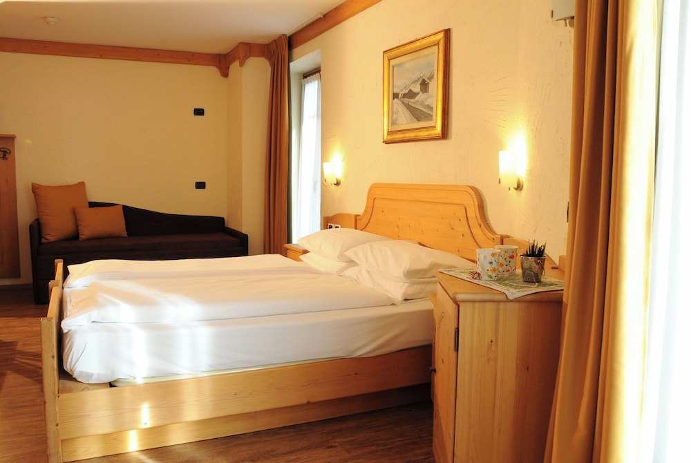 

Catania - Livigno - Hotel Helvetia