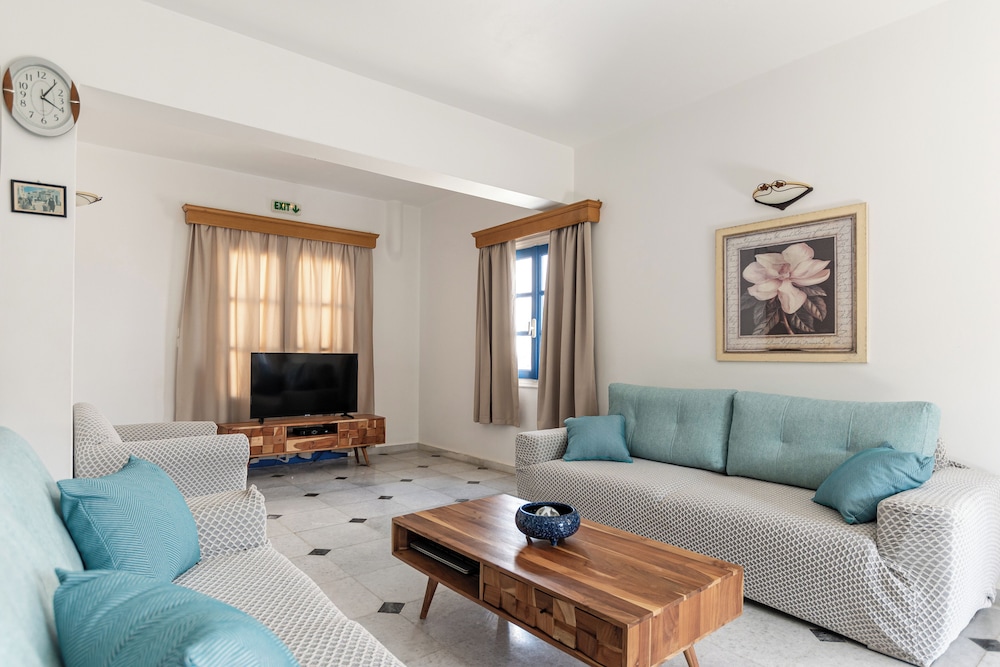 

Napoli - Naxos, Isole Greche - Hotel Francesca