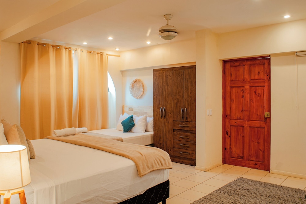 

Milano - Tamarindo - Zulu Surf Hotel