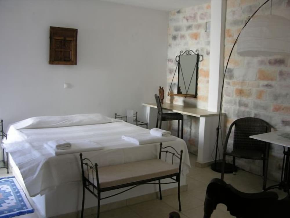

Torino - Pirgaki - Naxos Summerland resort