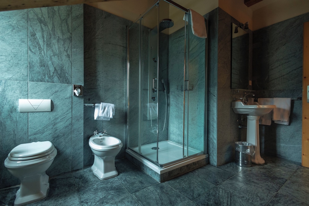 

Milano - Saint Moritz - Hotel Bernina 1865 by Kleos Group Collection