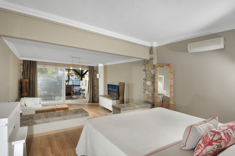 

Milano - Torba - Sarpedor Boutique Hotel