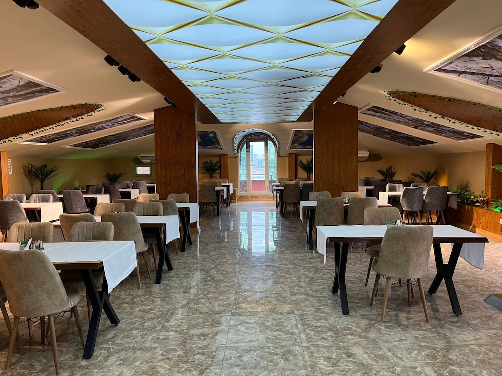 

Napoli - Basaksehir - El Emin İstanbul Hotel
