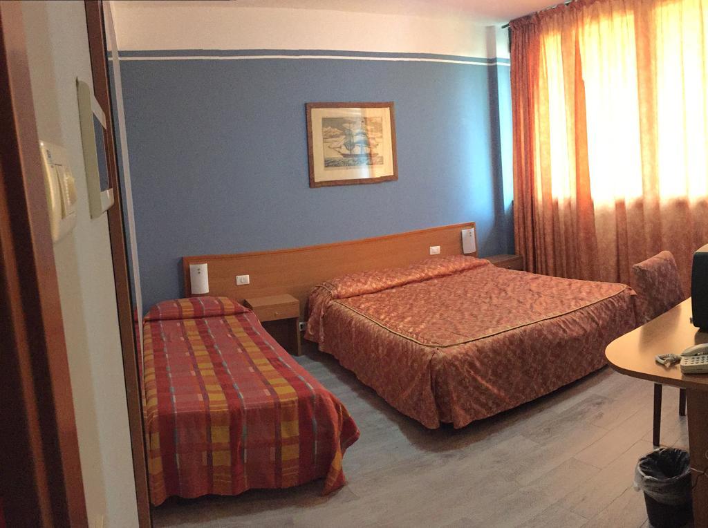 

Bari - Garda - Hotel Garda