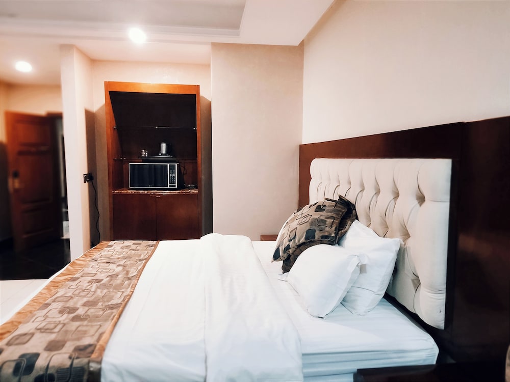 

Bologna - Jeddah - Darar Al Wedad Serviced Apartments