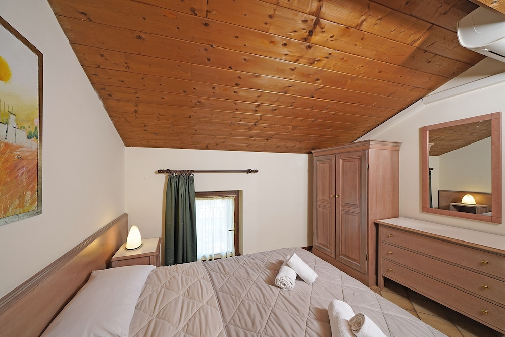 

Torino - Bardolino - Residence La Filanda