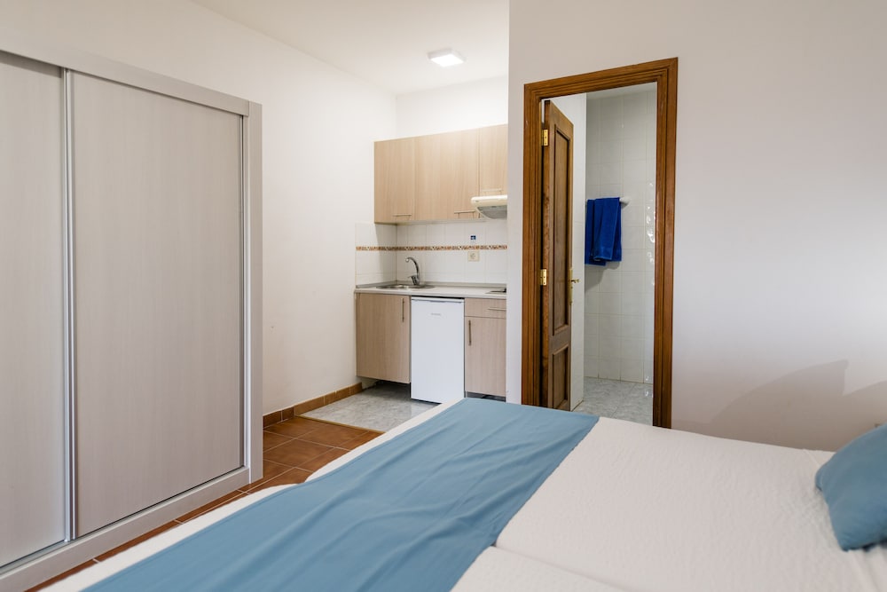 

Cagliari - Meloneras - Hotel New Folías