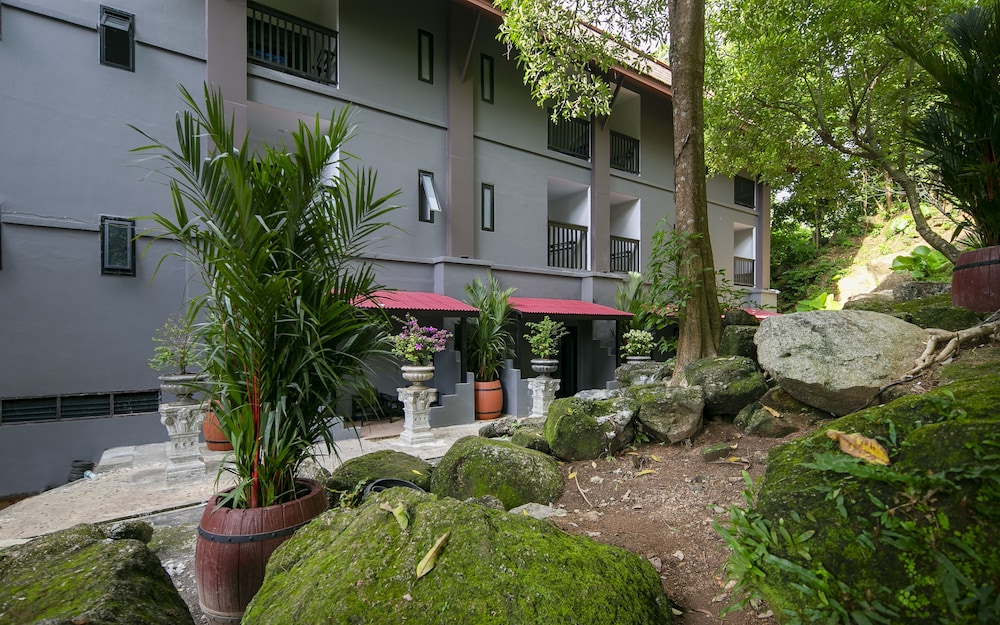 

Bologna - Rawai Beach - Tuana Hotels The Phulin Resort