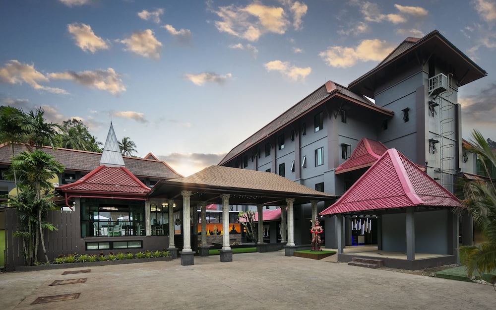 

Napoli - Rawai Beach - Tuana Hotels The Phulin Resort