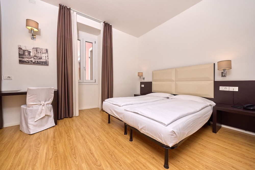

Bologna - Limone sul Garda - Hotel Geier