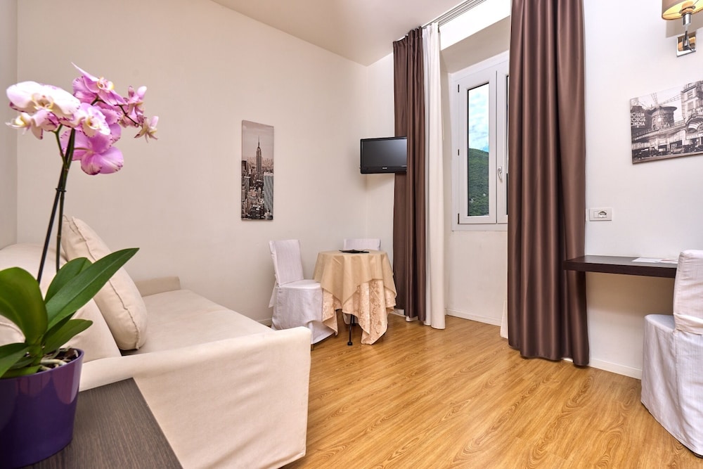 

Olbia - Limone sul Garda - Hotel Geier