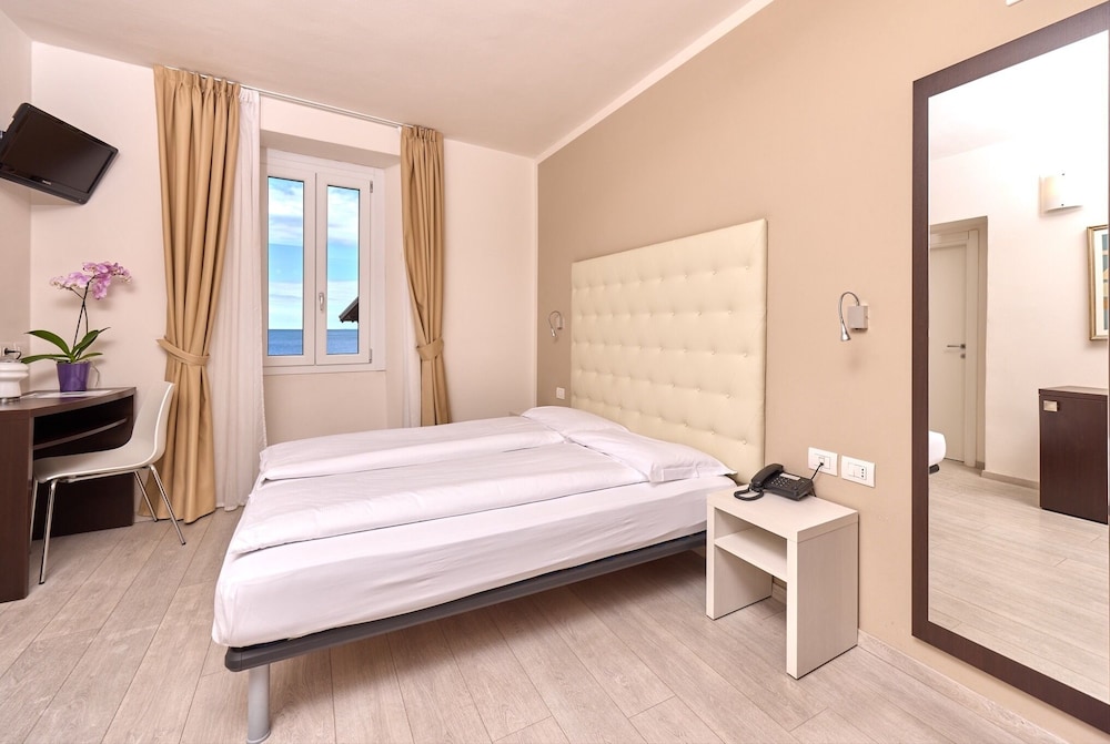 

Catania - Limone sul Garda - Hotel Geier