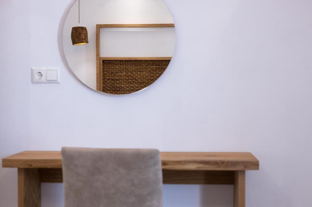 

Verona - Pirgaki - Verykokkos Collection Suite Mikri Vigla