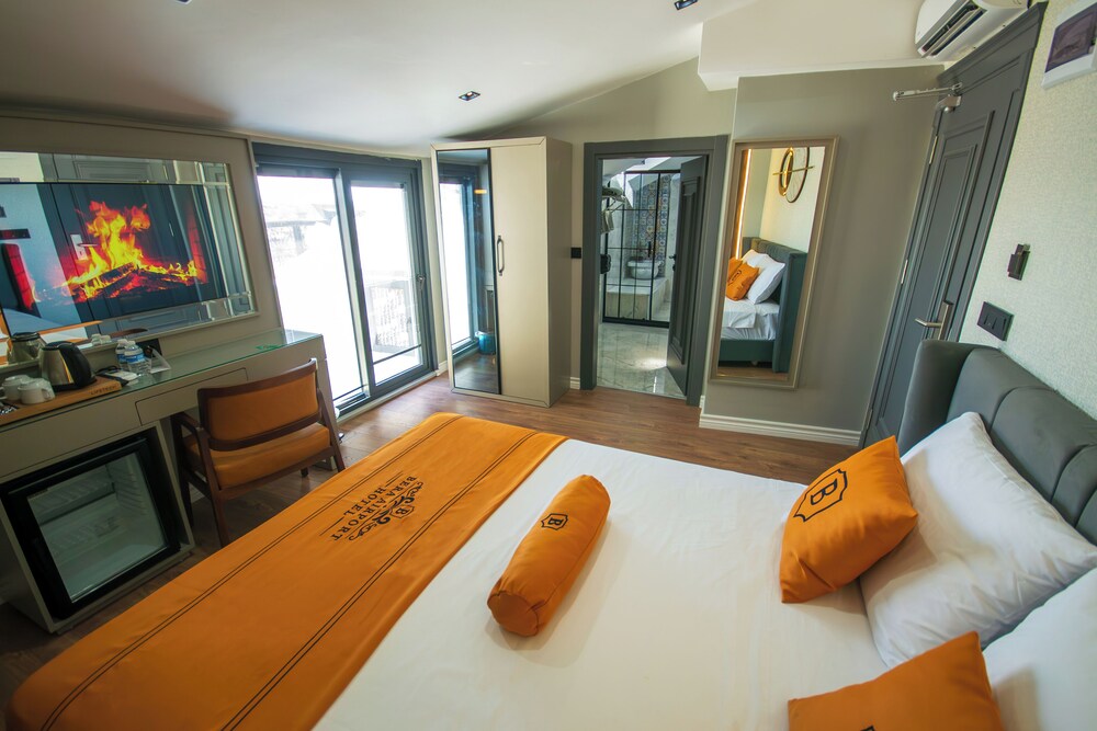 

Genova - Istanbul, New Airport - Bera Airport Hotel