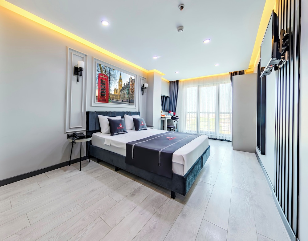 

Bari - Istanbul - Intercity Hotel Istanbul Airport