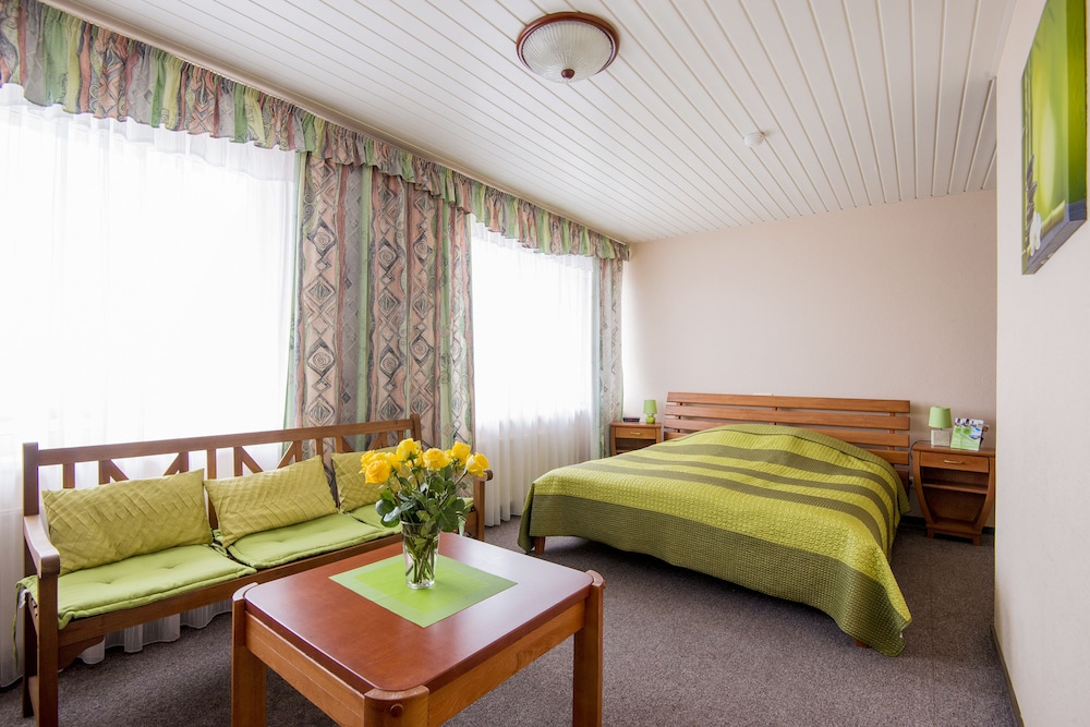 

Bari - Riga - Hotel Mezaparks