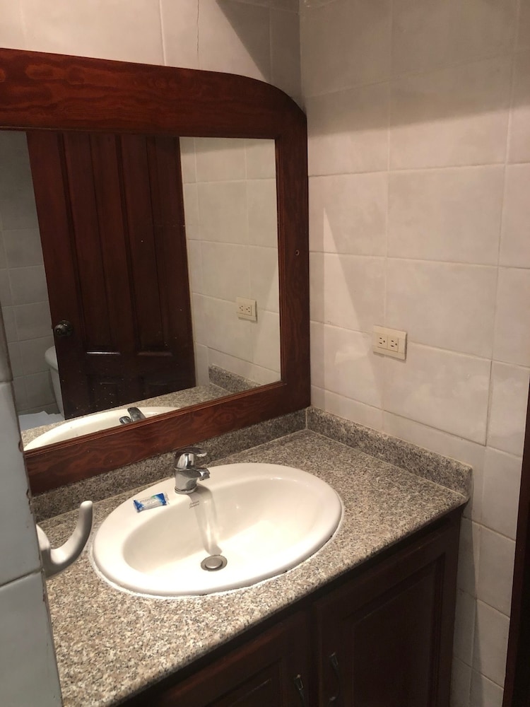 

Napoli - Santo Domingo Città - Hotel Discovery