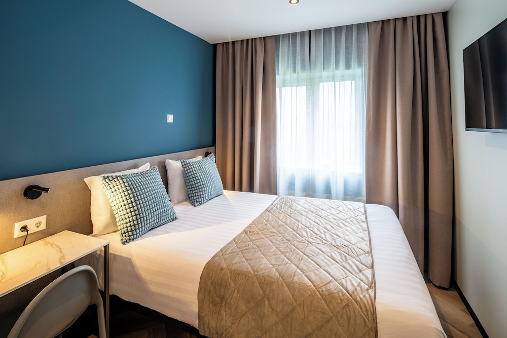 

Reggio Calabria - Amsterdam - Hotel Fogo Amsterdam